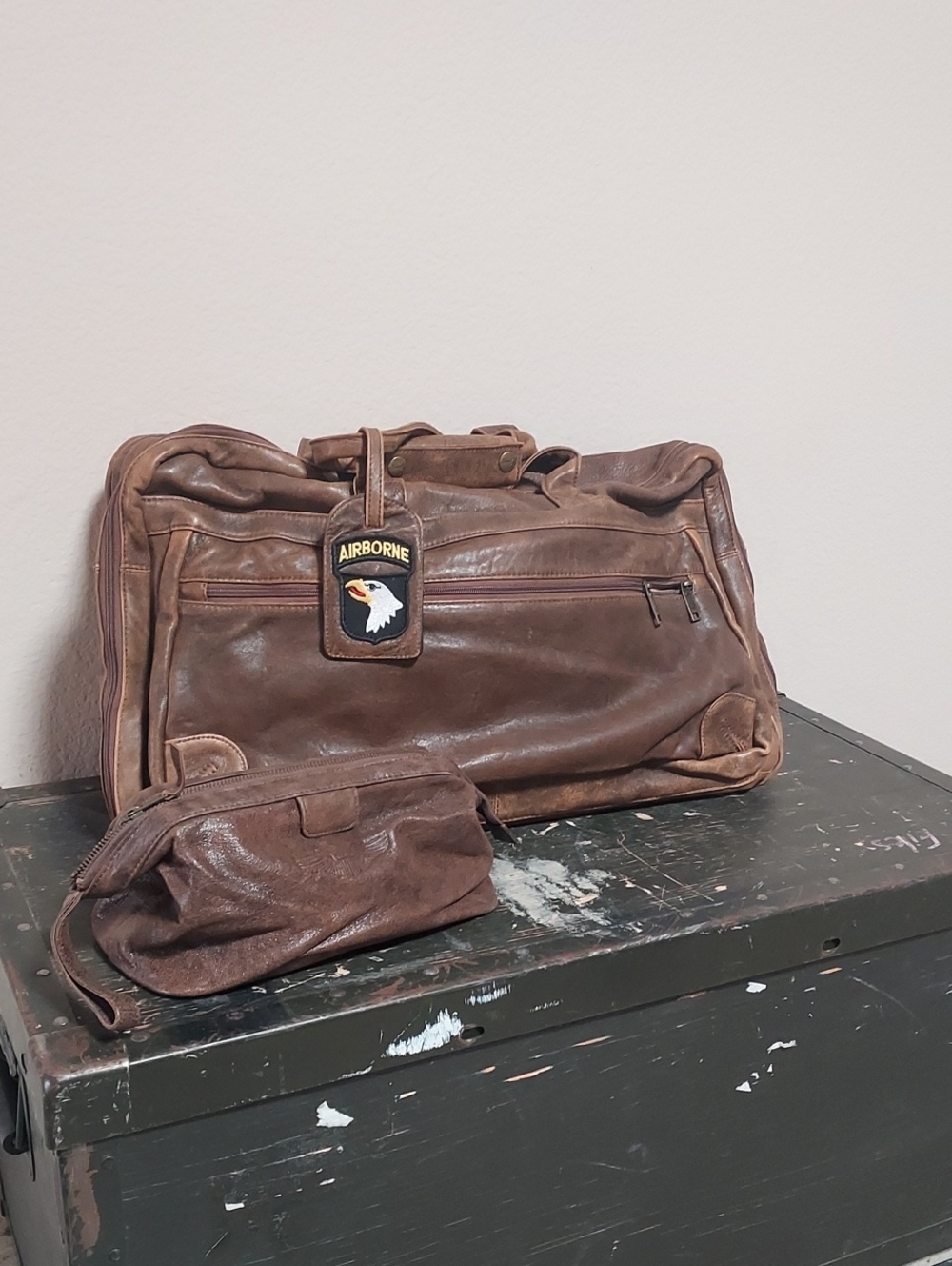 MINT-NWOT- Scully Leather Aero Squadron Duffel & Matching Toiletry Dopp Kit Set